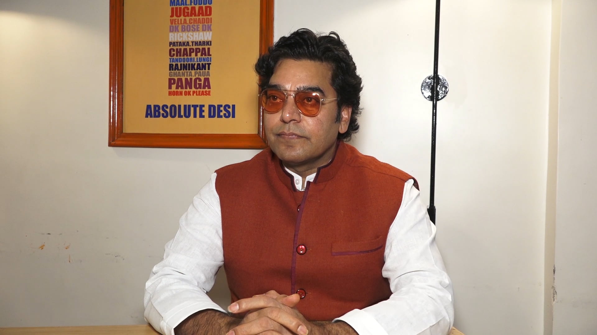 INTERVIEW OF ASHUTOSH RANA ABOUT HIS UPCOMING PROJECTS WAR SUCCESS.mp4.00 00 03 05.Still001