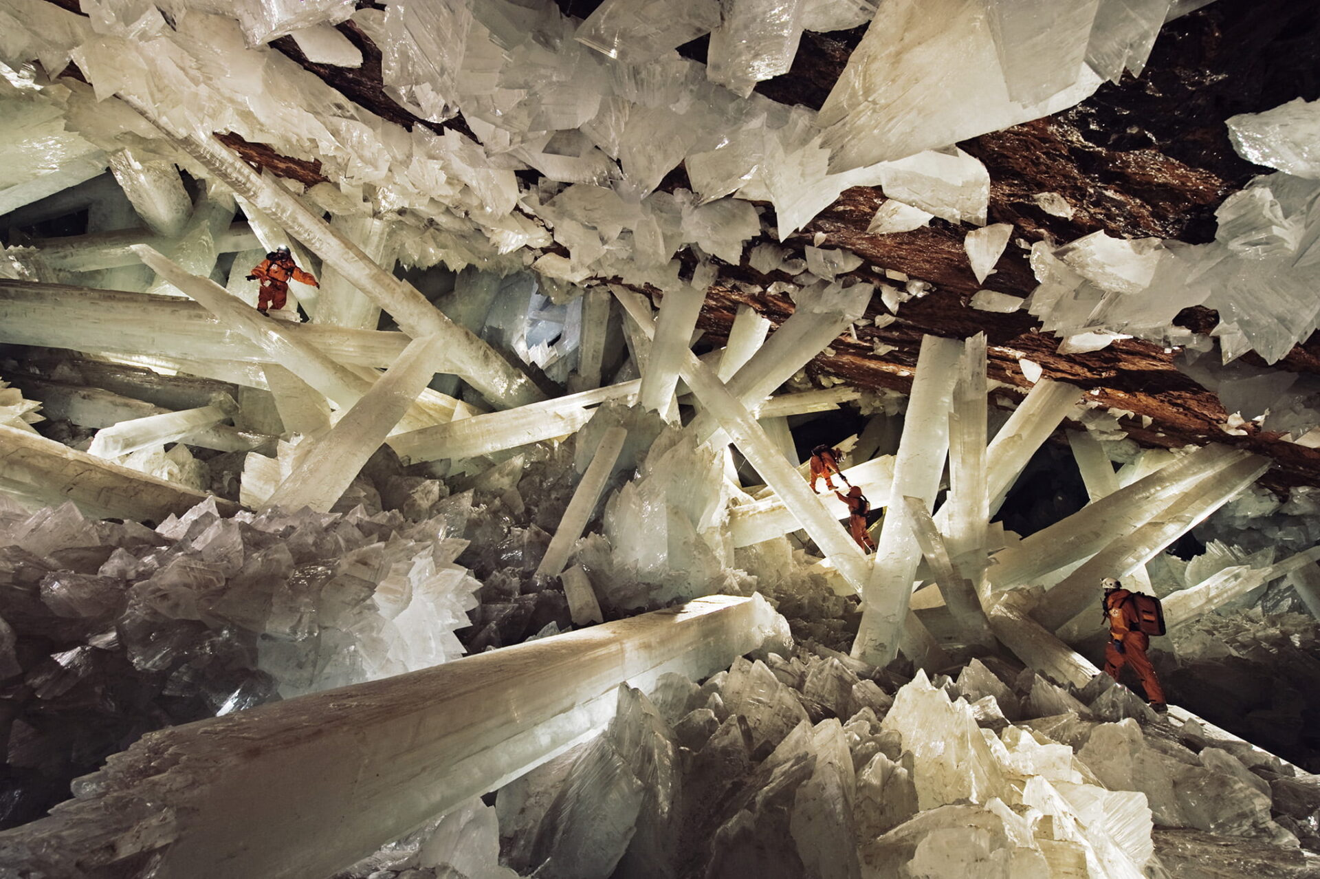 01 crystal cave 1