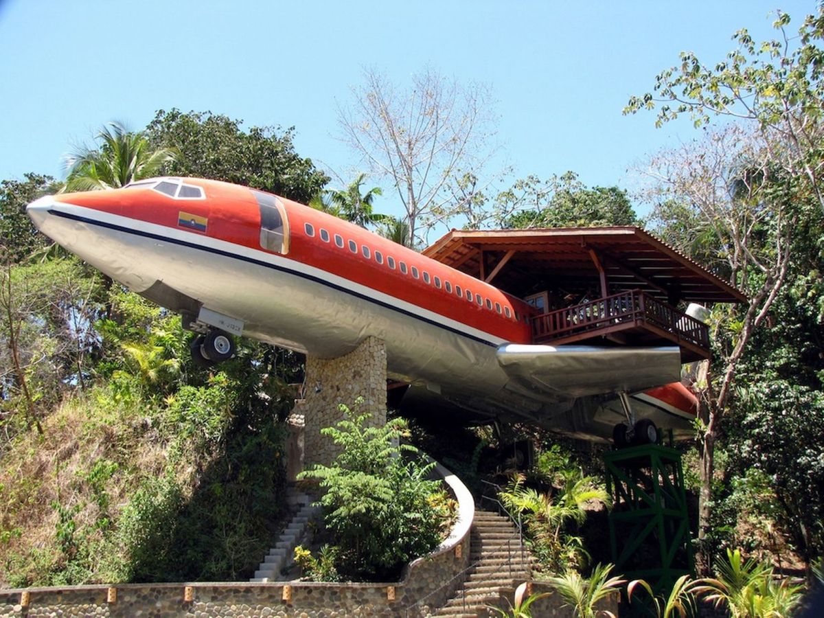 1965 Boeing 727 Converted into a Costa Rican Hotel