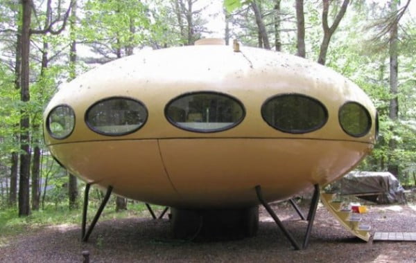 UFO house