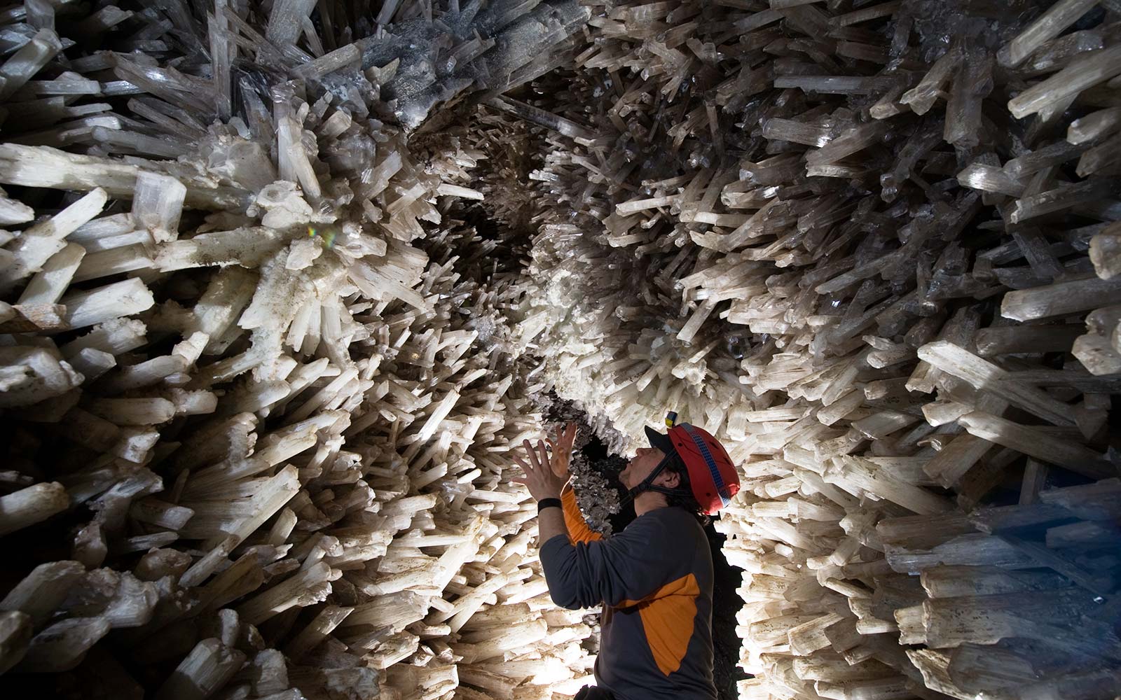 crystals research naica mine crystal cave mexico CRYSTALCAVE0917