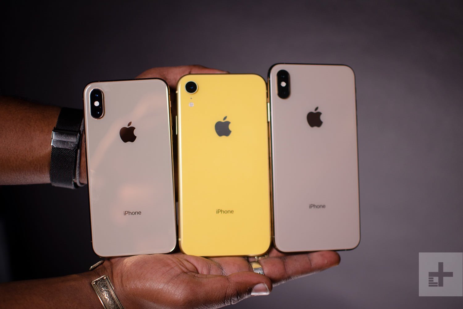 iphone xr review comparison