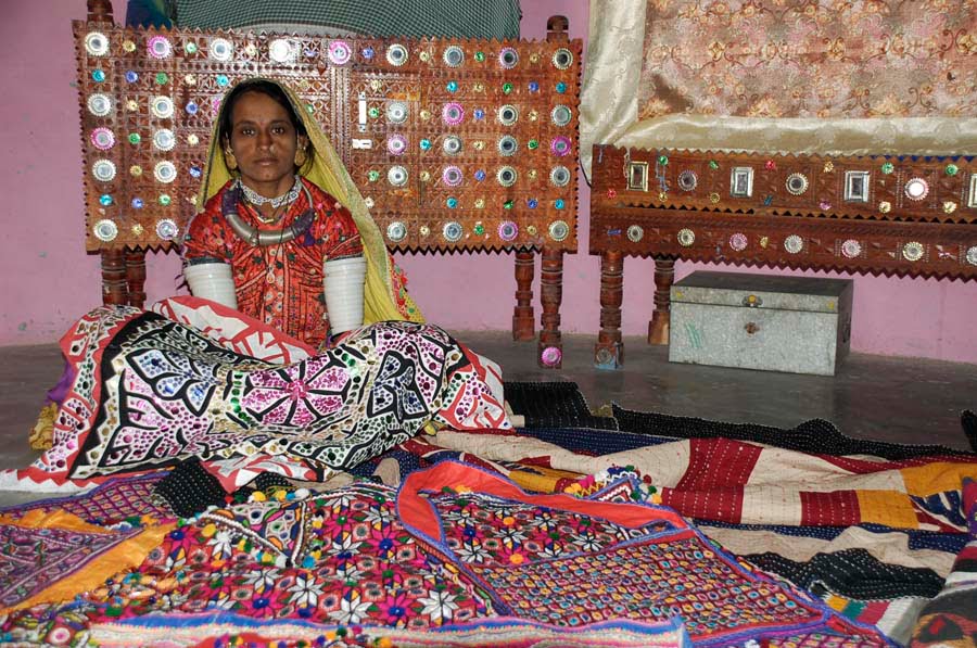 handicraft kutch01