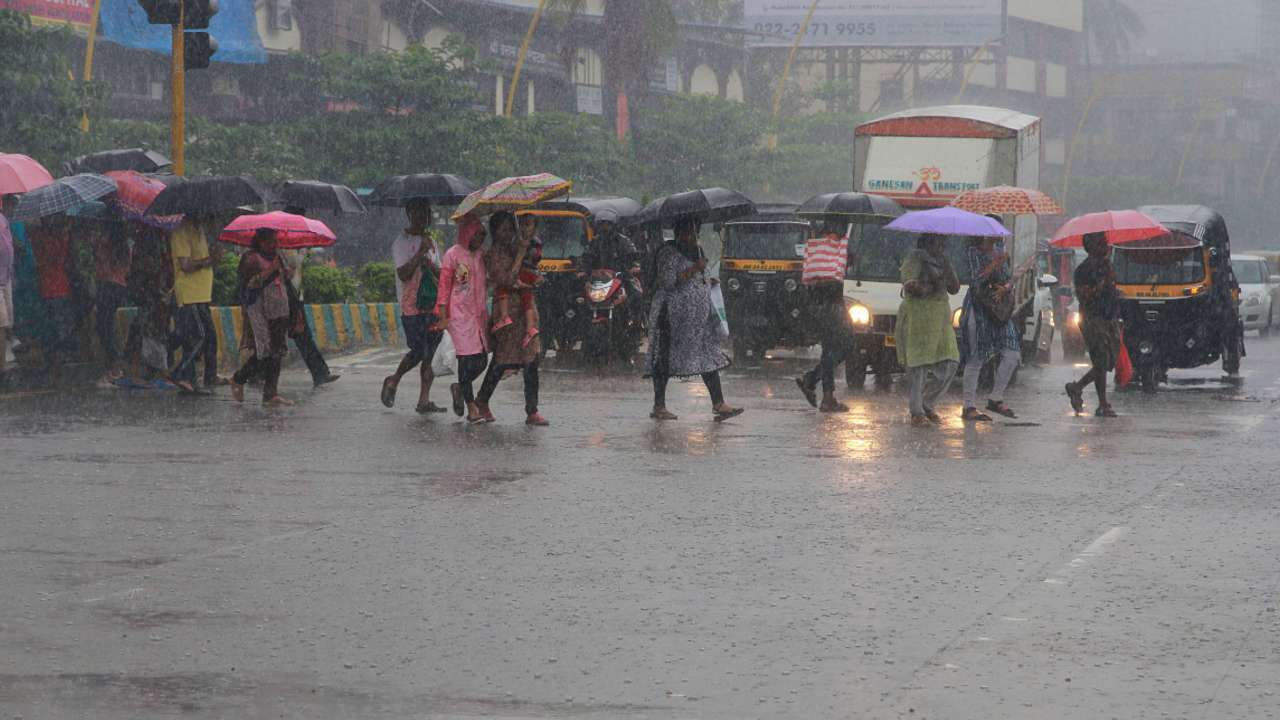 864375 mumbai rain dnaindia