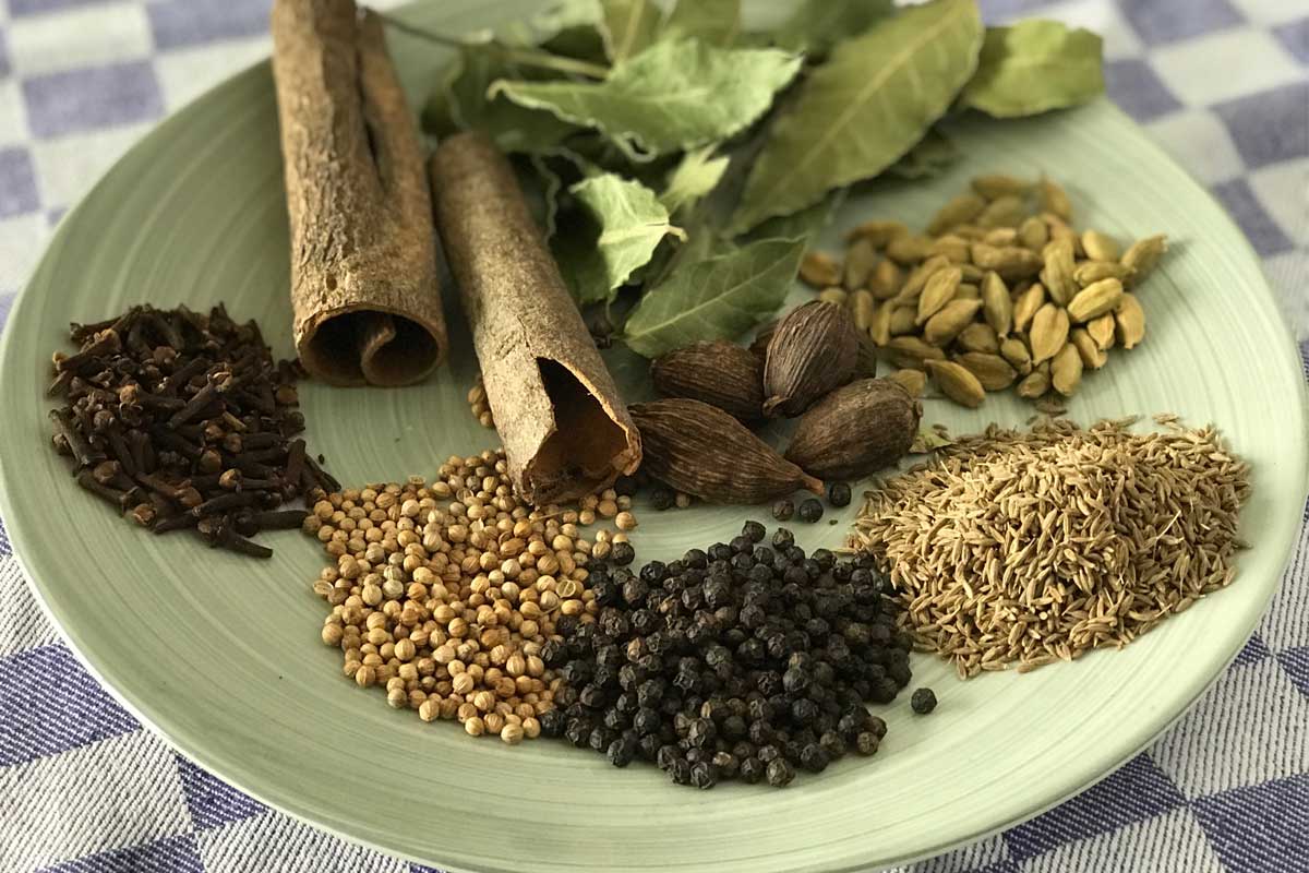 Garamasala ingredients 1