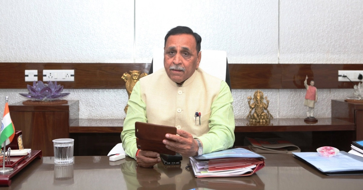 cm rupani gujarat cm vijay rupani open letter to cm prashant dayal 0