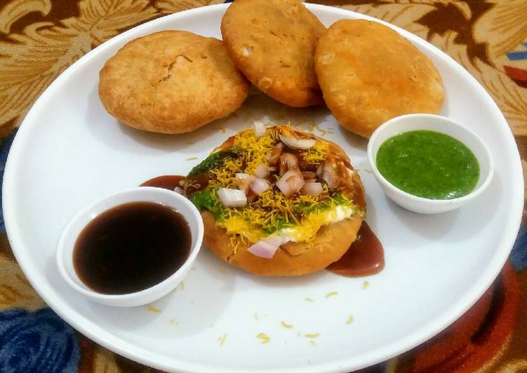 moong dal khasta kachori recipe main photo