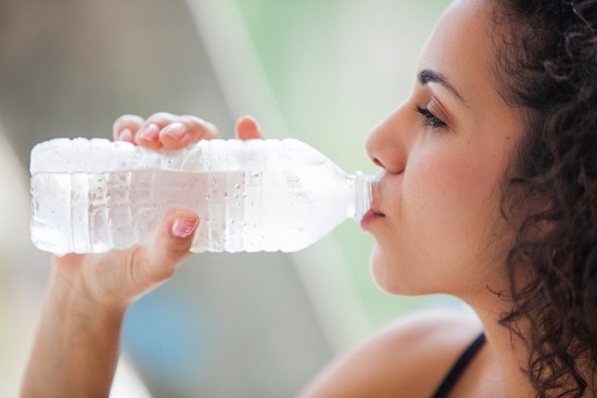 woman drinking cold water resized1