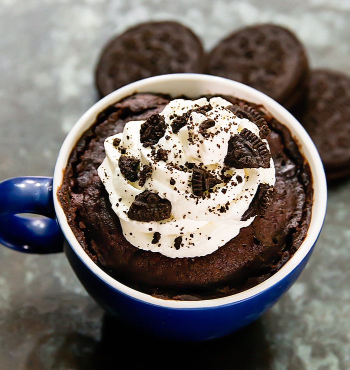 chocolate cookies cream mug cake 10