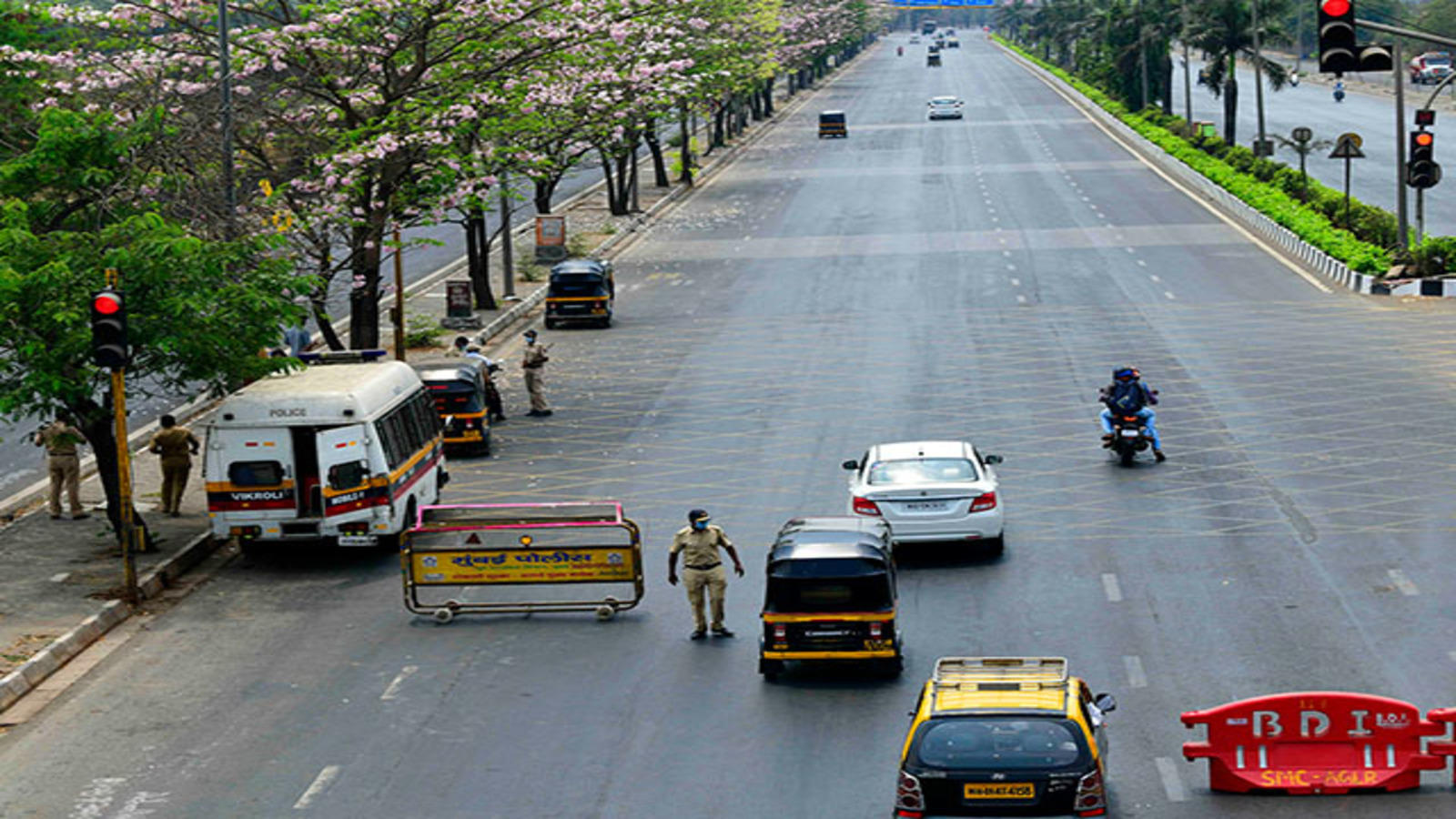 maharashtra issues unlock 1 0 guidelines markets shops to open on odd even basis from june 5