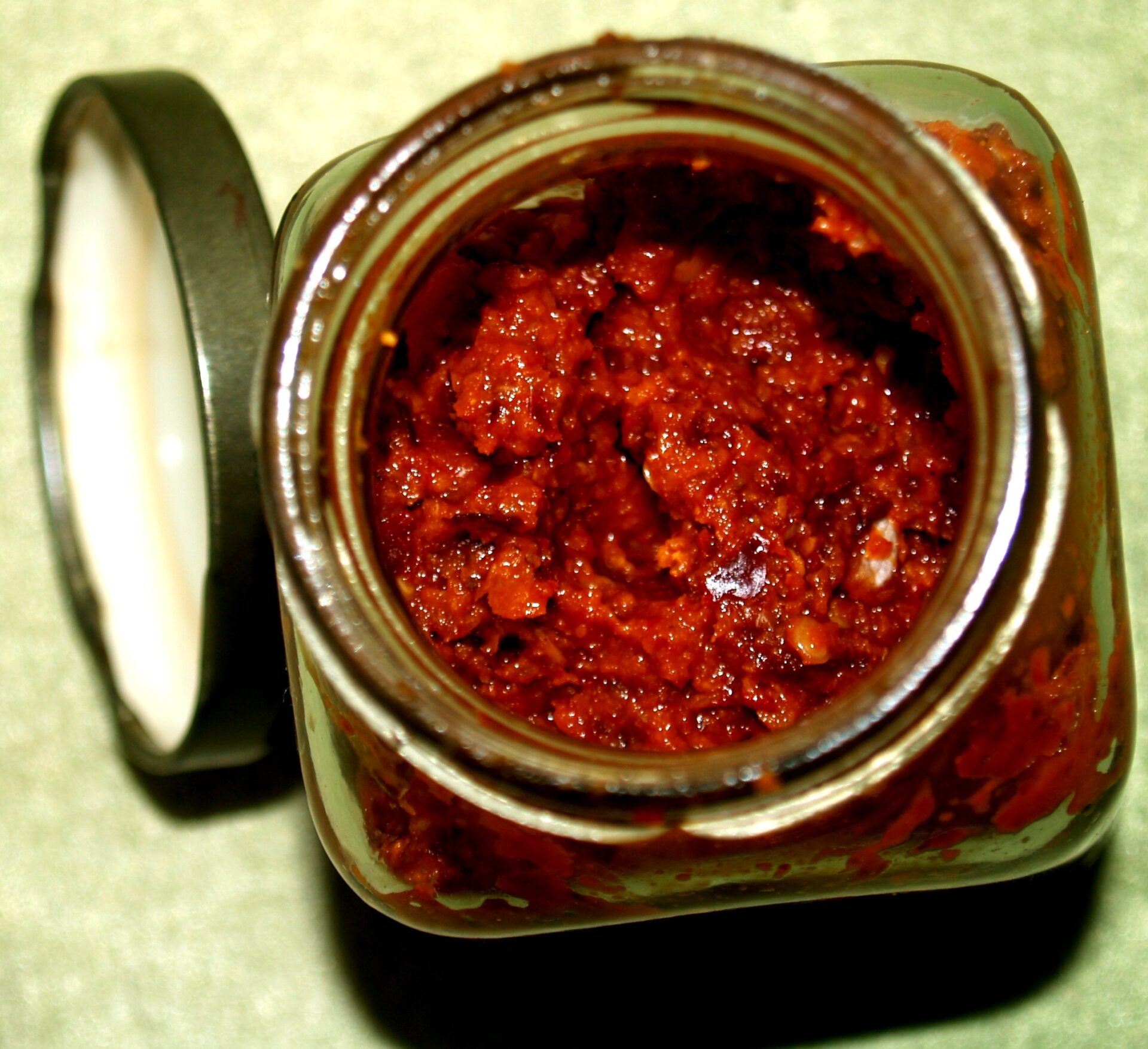 red chilly garlic chutney