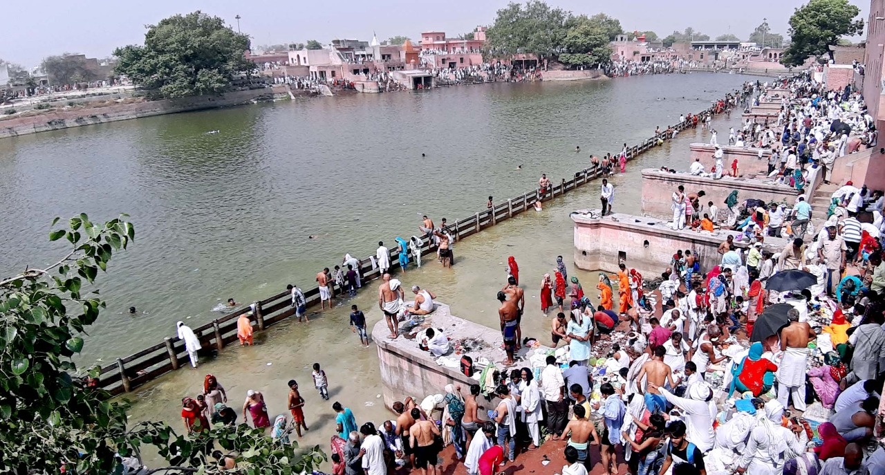 dwell by devotees on somvati amavasya 257893