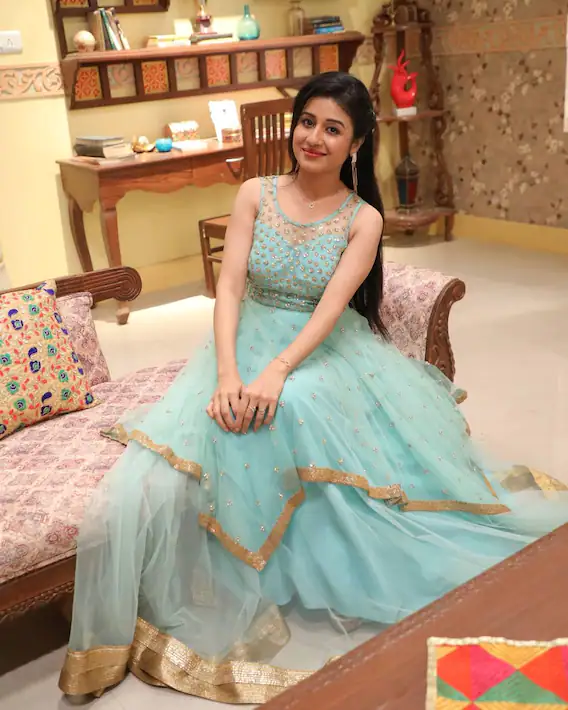 paridhi sharma 2