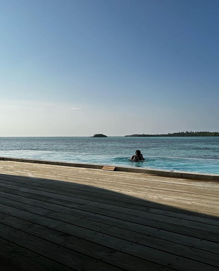 ram kapoor shares romantic pics with his wife gautami from their maldives vacation 02 01 2021 2 768x950 1