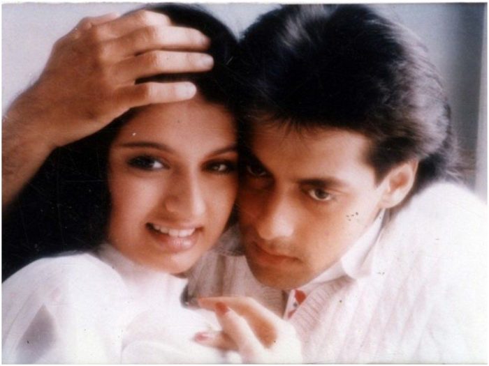 salman khan bhagyashree 9 1 22 3 700x525 1