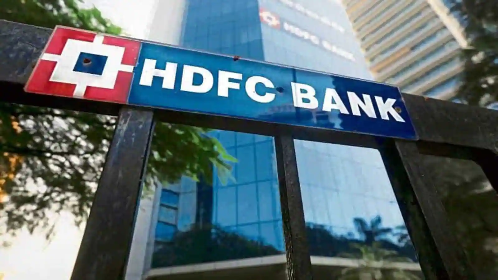 HDFC bank 1649776916435 1649776916600