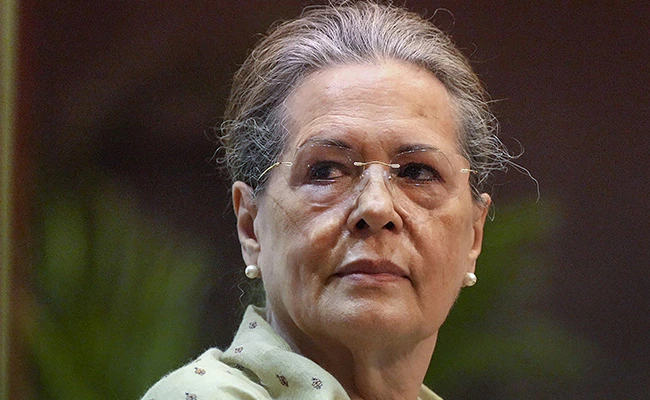 2lt27sds sonia gandhi pti