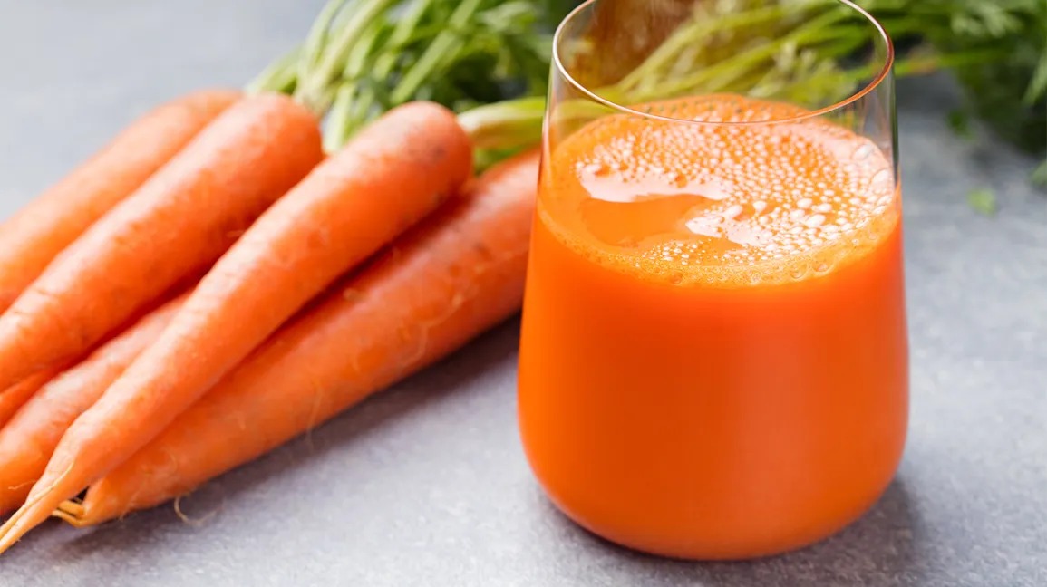 Carrot juice should be consumed daily amazing benefits will be seen on the face