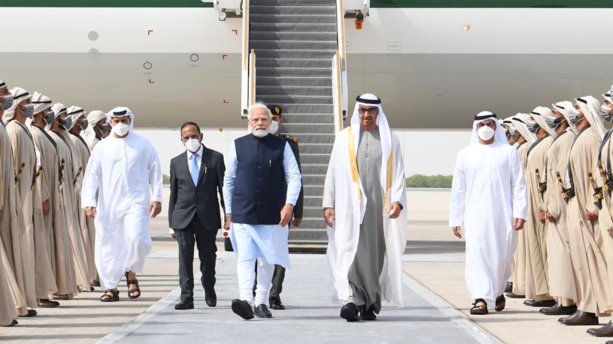 PM Modi UAE પહોંચ્યા PM મોદીનું એરપોર્ટ પર ભવ્ય સ્વાગત