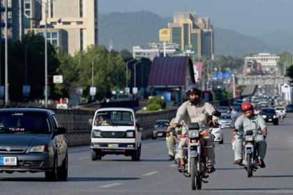 pakistan auto industry