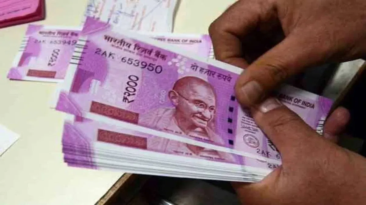 rs 2000 note count.webp