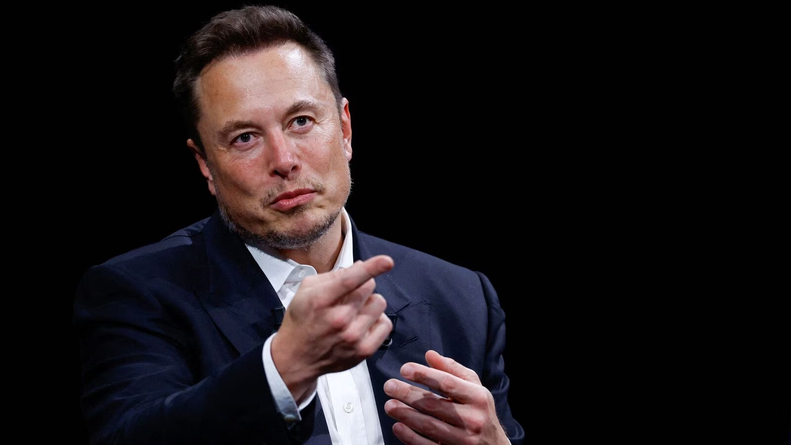 Elon Musk એ AI ચેટબોટ Grok લોન્ચ કર્યો X પ્રીમિયમ