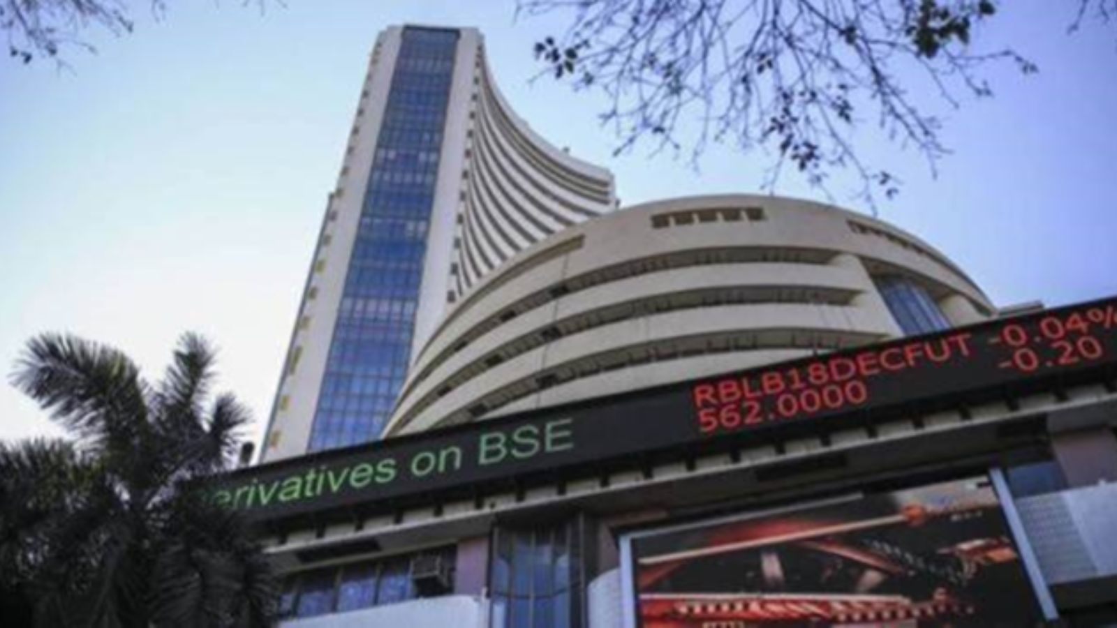 Sensex, Nifty snap seven-day rally; Sensex falls over 200 points | Business  News - The Indian Express