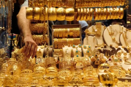 Gold silver prices fall buy 10 grams of gold at Rs 48540 silver becomes cheaper by Rs 973