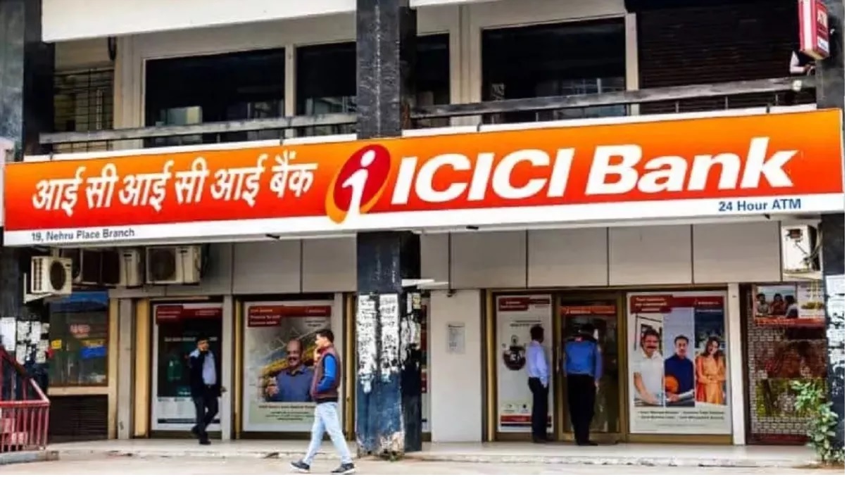 ICICI Bankએ બનાવ્યો રેકોર્ડ, માર્કેટ કેપ 9 લાખ કરોડને પાર.