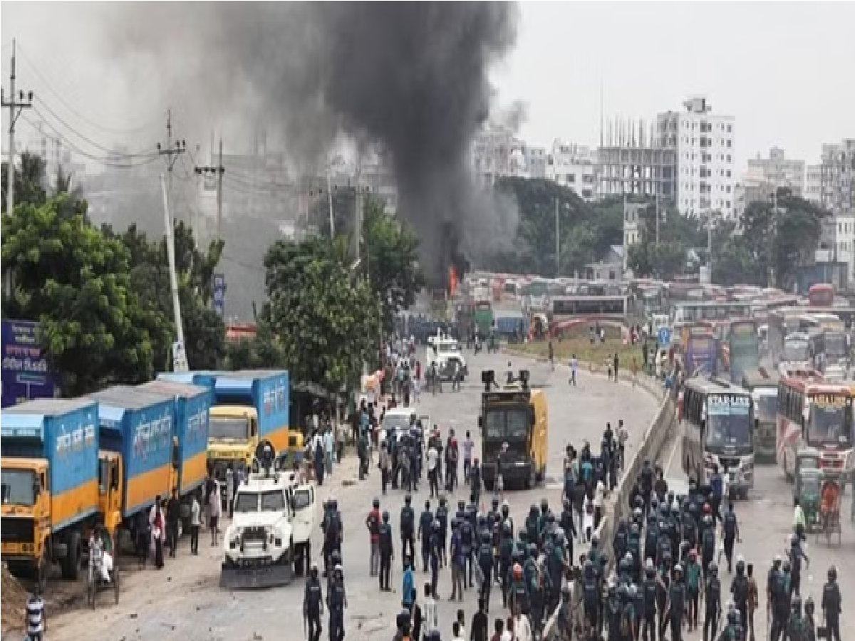 Bangladesh Violence: બાંગ્લાદેશમાં હિંસા ફાટી નીકળી, ટ્રાન્સપોર્ટ-ઈન્ટરનેટ સુવિધાઓ સંપૂર્ણપણે ઠપ