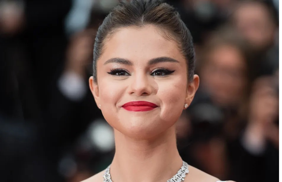 Selena Gomez Net Worth: સેલેના ગોમેઝ આ બ્યુટી બ્રાન્ડથી કરોડો રૂપિયા કમાય છે, જાણો તેની નેટ વર્થ.