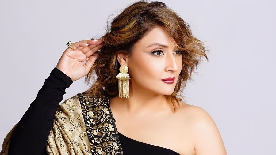 Urvashi Dholakia