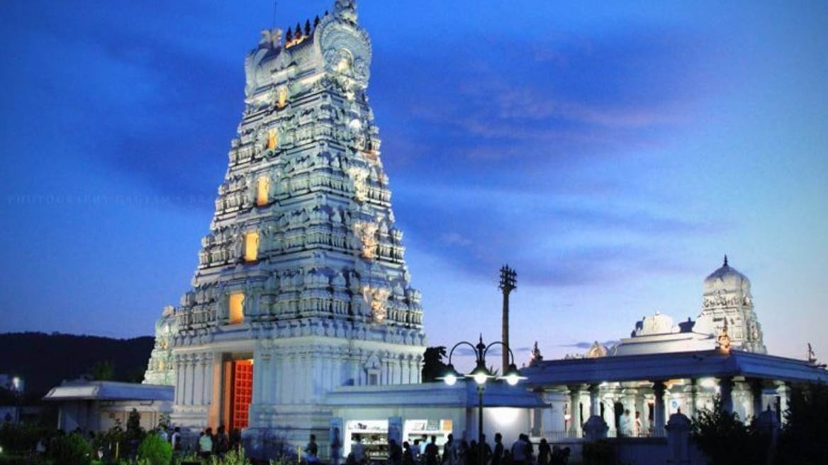 Tirupati Temple: અમૂલ ઘી ના દાવા પર કંપનીનો જવાબ, કેન્દ્ર સરકારે રિપોર્ટ માંગ્યો.