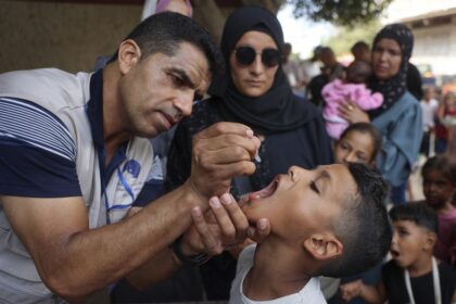 polio vaccination