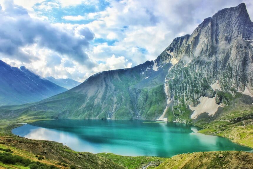 bangus valley heavenly beautiful place in kashmir the views will make your heart melt