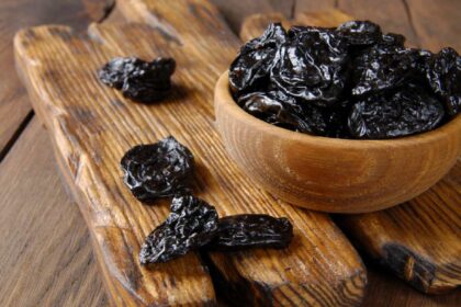 how to eat roasted munakka with black salt benefits