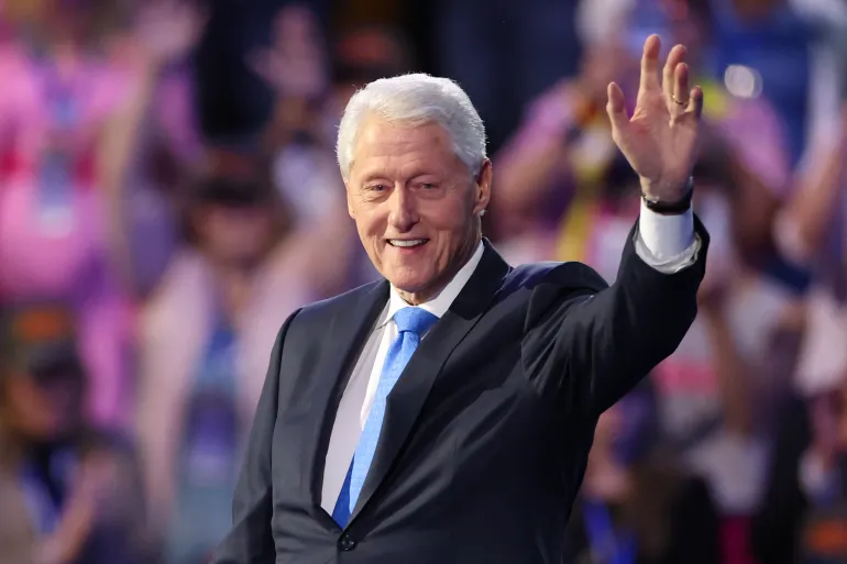 former american president bill clinton hospitalised after fever1