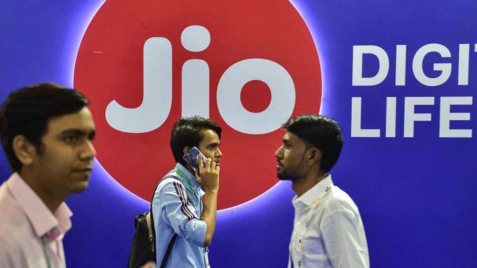 reliance jio reduce validity of rs 19 and rs 29 data voucher plan3