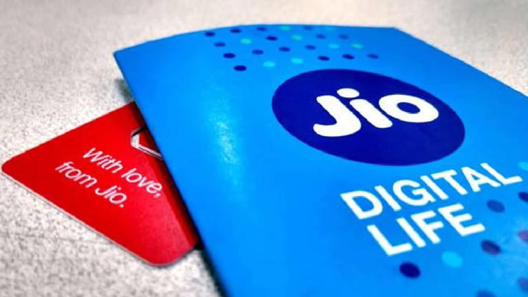 reliance jio reduce validity of rs 19 and rs 29 data voucher plan55