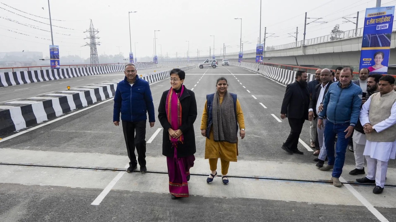 punjabi bagh flyover delhi cm atishi inaugurated people will get relief from traffic jam2