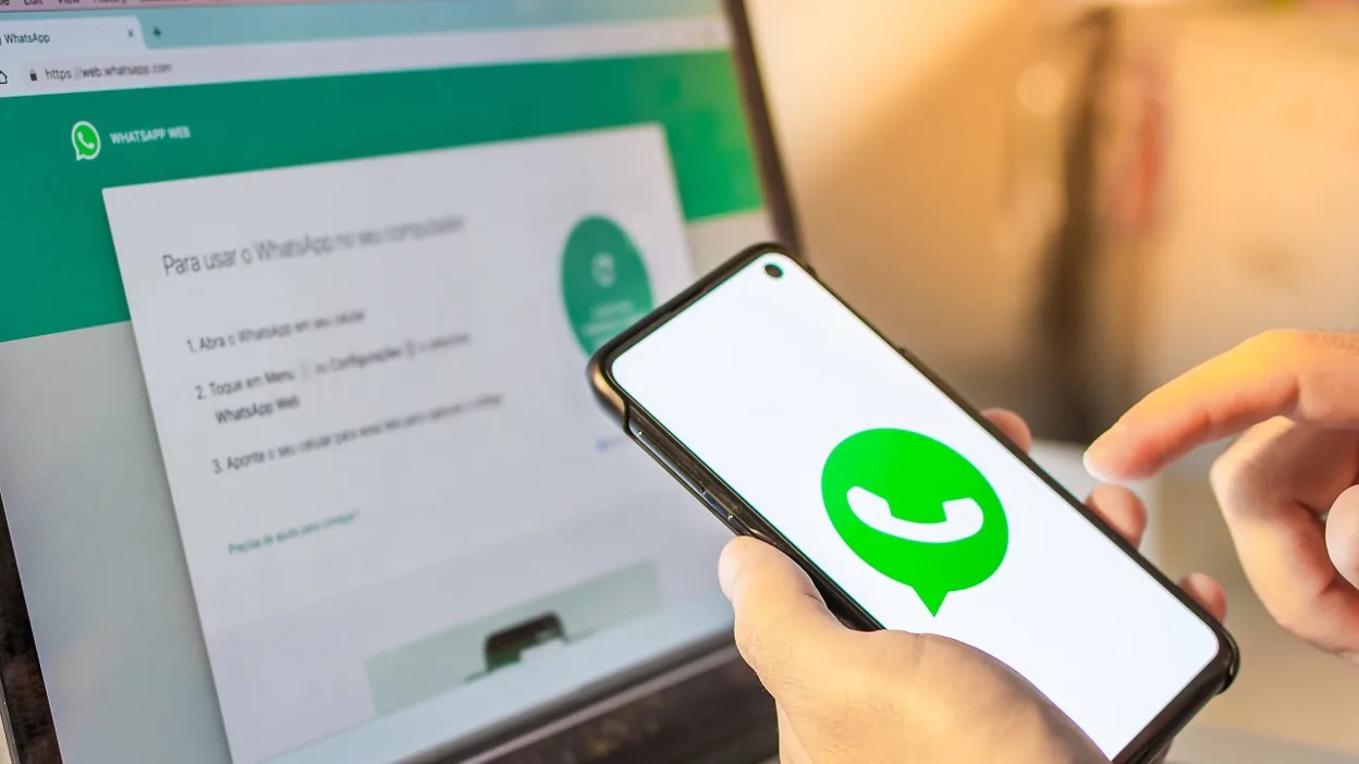 whatsapp got first update of 2025 users will get new chatting