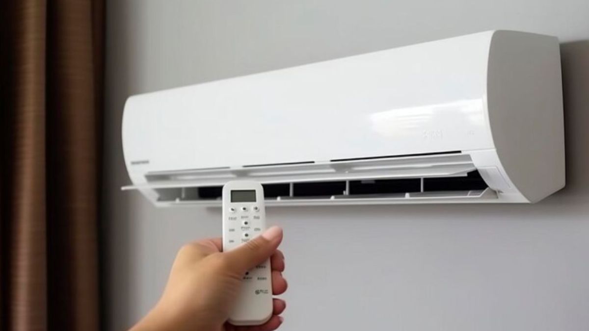 1.5 ton split AC is available at a huge discount there has been a big reduction in these companies