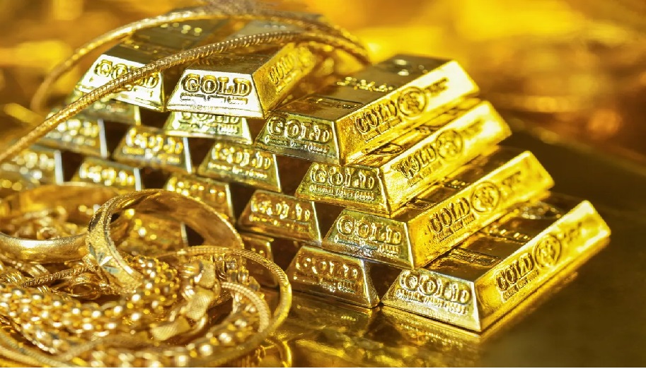 What are the reasons behind the increase in gold prices today it also set a new record1