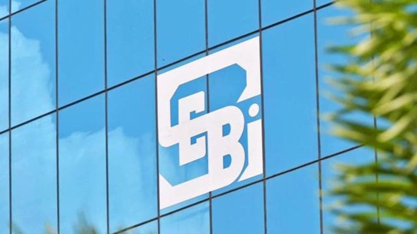 sebi bans scient capital and dgs capital management portfolio managers for not maintaining minimum net worth