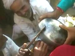 odisha in sundergarh 4 year old child head got stuck in a steel utensil the incident happened while playing