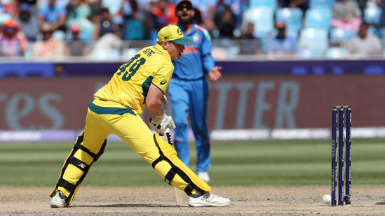 steve smith remains notout afer axar patel ball hits stumps in ind v aus seminfinal champions trophy1